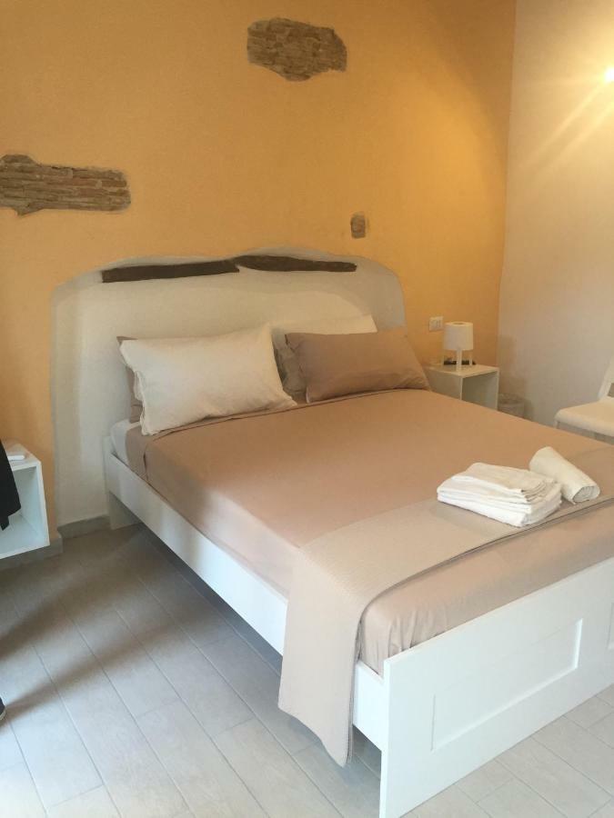 Bed and Breakfast Al Corso Кальяри Экстерьер фото